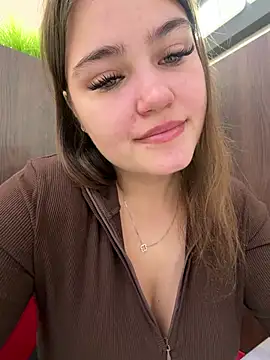 Cristal-Et-Moet - Riding a BBC to squirt🥵💦