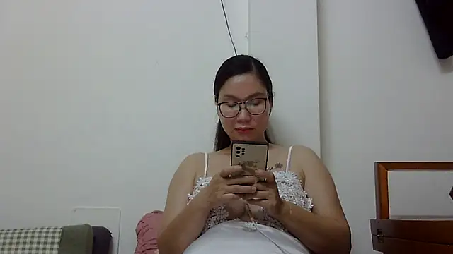 Maneki_Neko68 - Let's have fun together and support me!