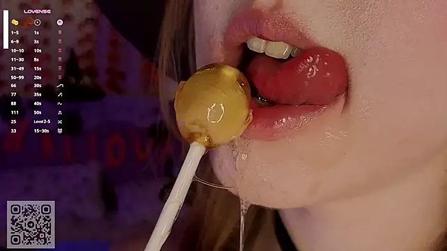 SunnySikarskie - my boobs is getting closer and closer