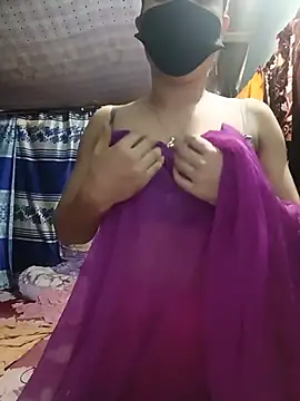 Maya-120 - Boobs show