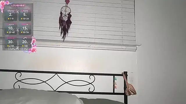 Yourmommysilk - twerk
