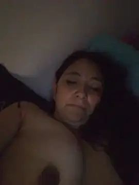 Cachonda69- - Masturbate y squirt con cachondita 😈😈