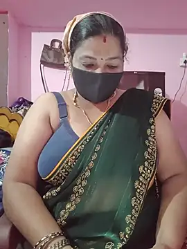 Tamil_lathikaaa - Nude show on dress