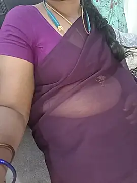 Tamil-hotwife - Oil massage on pussy