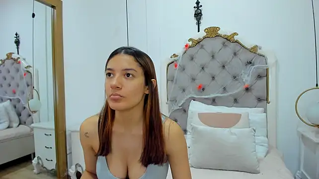 Skylerwhite02 - show tits