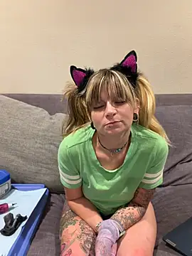ZeelaXoXo - Cum play!!!!