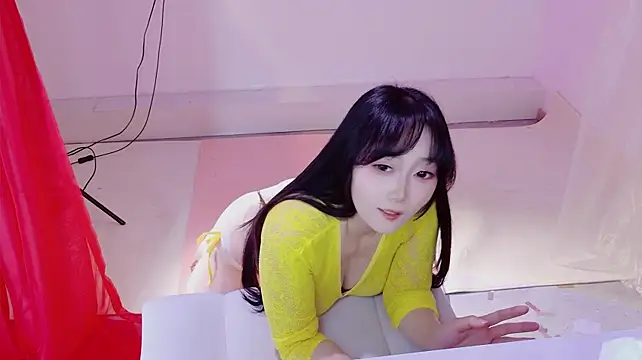 Luna1314 - 换性感蕾丝丁字裤