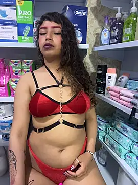 Alana_king7