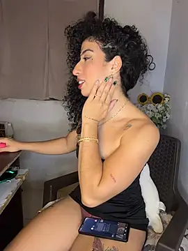 Miily_0 - Witch blows you a kiss 🧙‍♀️💋