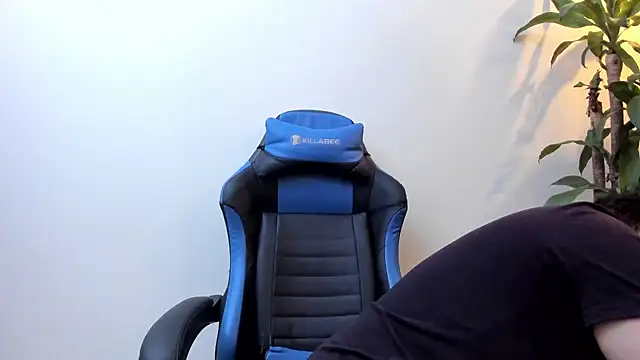 Gaia_n_Nix - scuezee tits while shake booty