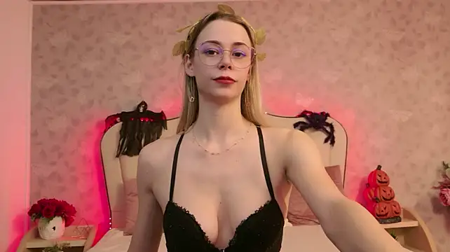 GracieNoir - We should cum!