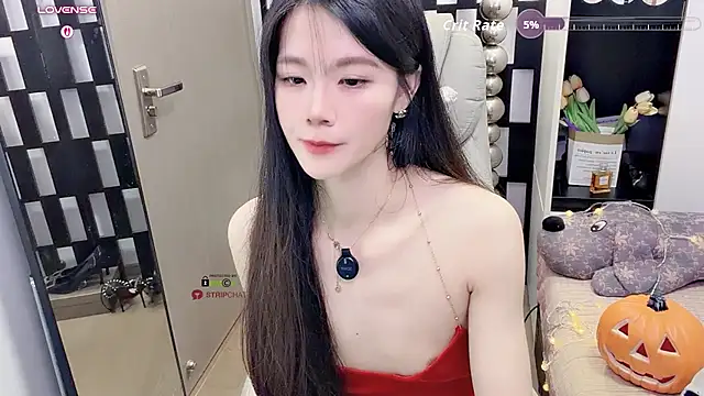 Yueyue-MM - 下空小狗侧趴2分钟打pp20下