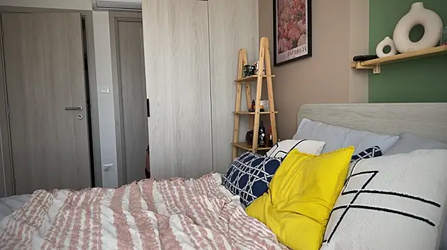 Anna_Six - nude ride pillow