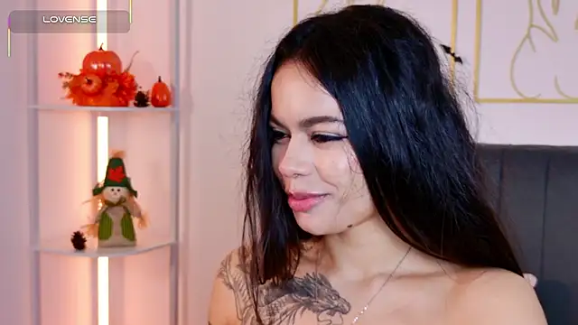 Lyra_Valtierra - Full naked + nipple clamps