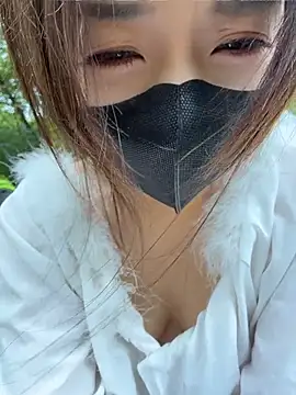 _Galax- - 户外公园park 假阳具抽插2分钟