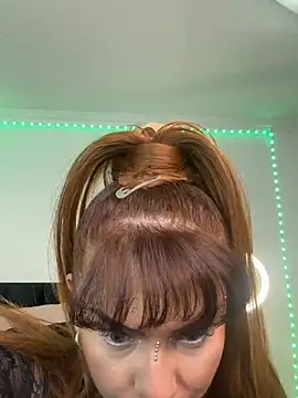 Kattaleya14 - Play and Show Boobs ( o Y o )