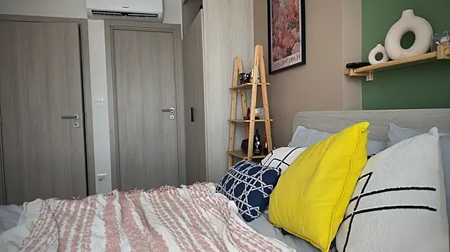 Anna_Six - nude ride pillow