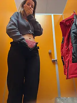EvvaMur - sniff a finger in the butt