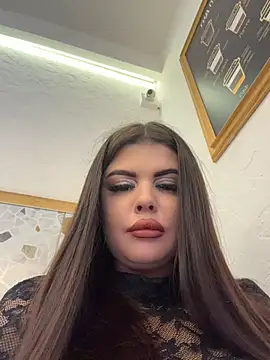 AmelliaDiamond - Caresses pussy in cafe