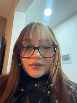 Daniela_ruizz - saliva in pussy * 3 min lovense
