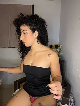 Miily_0 - Play with you wand 🔮