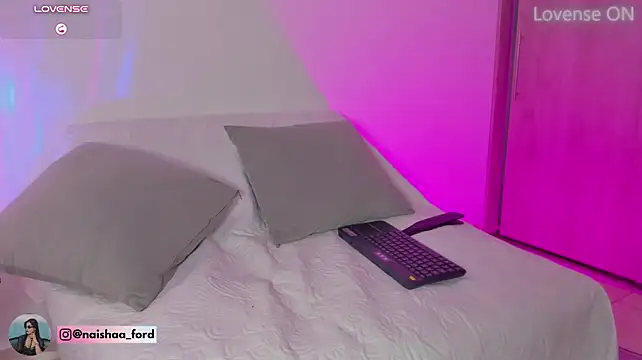 Naishaaford - twerking