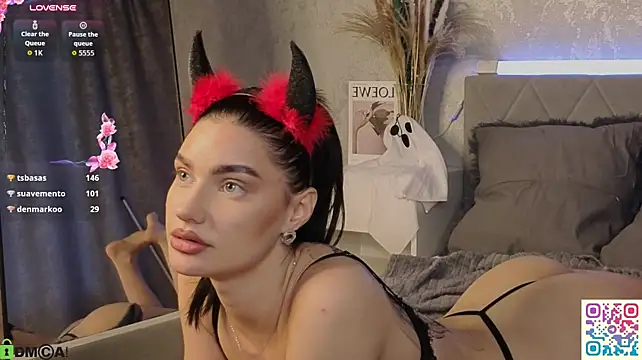 Black_cat - Show my wet pussy in doggy