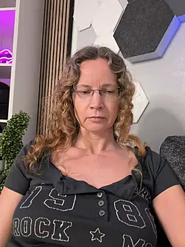AnnikaRose - Naked Orgasmus + LT free clip