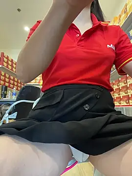 Sneaky_Cumshoot