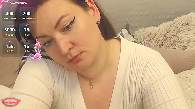 Nataly_cute - CREAM on My naked body (contr toy 10 m )