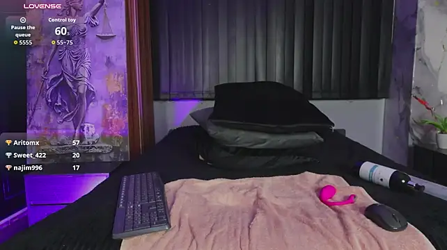 Emma_cartter_ - doggy twerk.