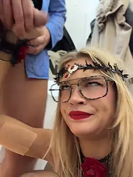 Nicoleevien - Oil my ass, slaps🤤 LT=video🎁