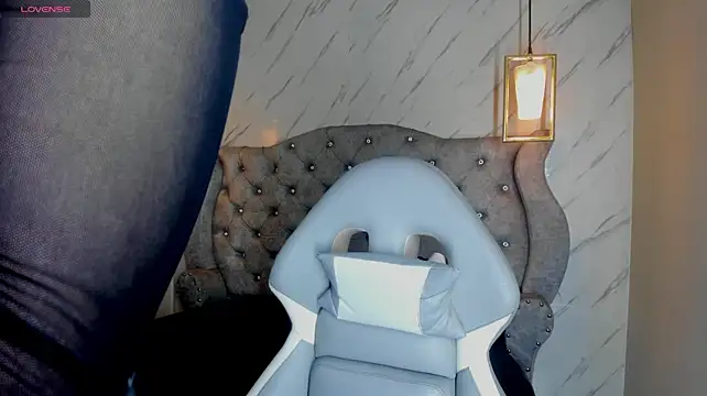 Alice_Laurentt - Nakek + spank ass x 33