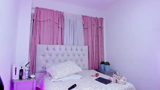 JulietaKane - Bounce boobs and cream
