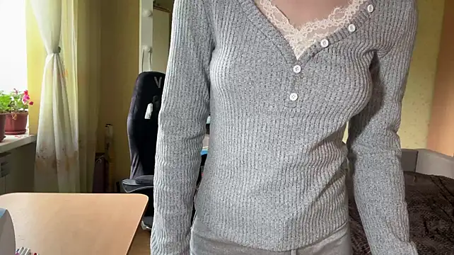 LenitaRamshur - Tease with my ass close cam
