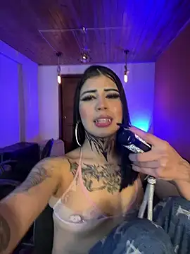 -Brittanny - NAKED