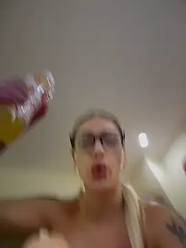 -Sexy_Barbie- - ✨Striptease+anal plug✨
