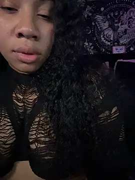 RoxieVoss - who tryna eat this pussy?
