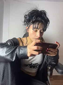 Baby_akuma0 - 🖤 RED ASS + TWERK 🖤