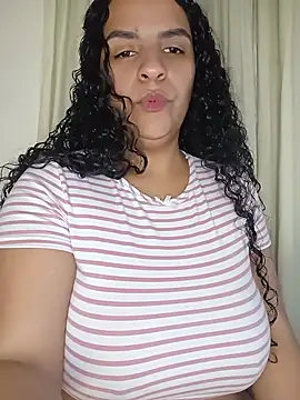 Hot_bruntte - Pinch nipples