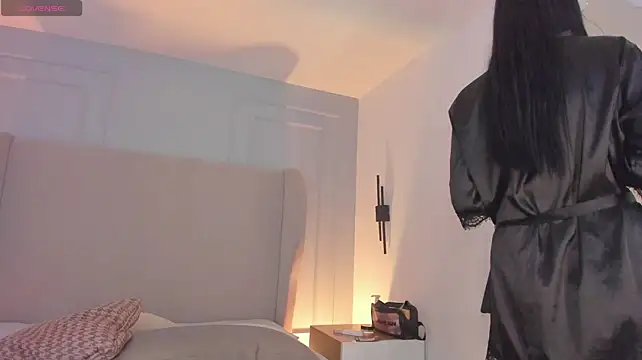 Samantha_kay_ - ⭐fingering pussy (doggy)⭐