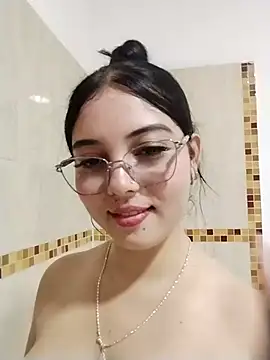Julianne_valerin - dildo pussy