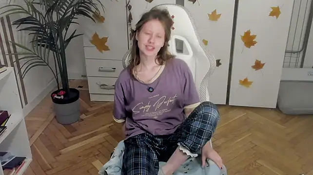 Silly__Milly - panties aside, fingering