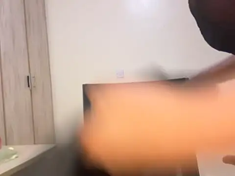 Freaky_squirter - MASSIVE SQUIRT
