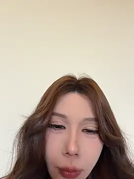 2026_qingyueyue - 原相机无美颜直播间 不接受免费要求 本人不玩任何聊天软件