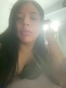 DulceAngelica - Colita en 4