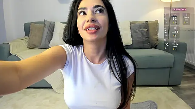 Naila18 - SQUIRT TIME