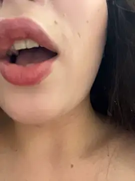 Holly_Play - moan naughty to scare people around 👻