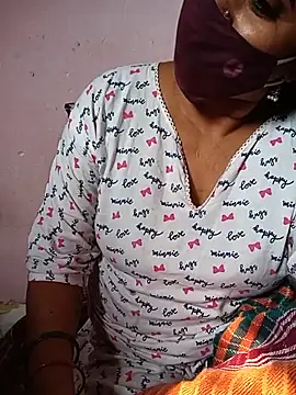 Poojasexy71
