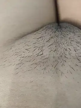 Madiva_17 - Suck my dick🍌😲